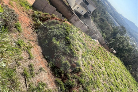 Terreno a Venda com 1000m2 no Jd Estancia Brasil em Atibaia