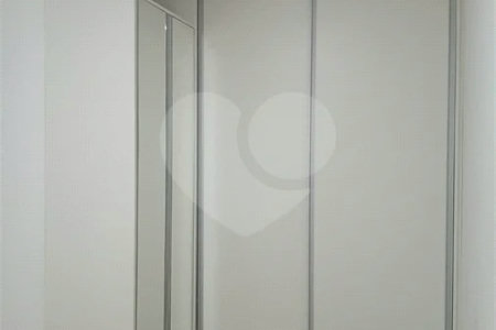 Apartamento de 2 quartos com planejados, sacada e lazer completo| Condomínio| São Roque
