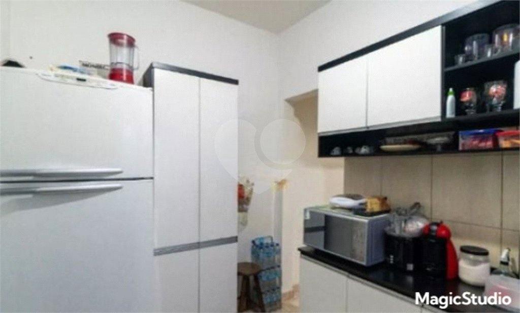 Casa com 200m² , 4 dormitórios , sendo 3 suítes , 2 vagas , à venda no Jabaquara.