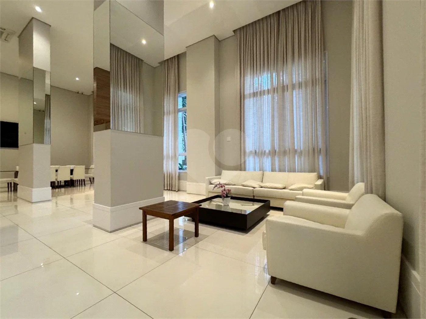 Santana Alto Padrão/Porteira Fechada, Apto. 260 m² 4 Suítes, 5 vagas 2 depósitos privativos