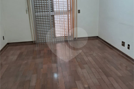 Apartamento para venda no Ed. Winston Monteiro Ricetti