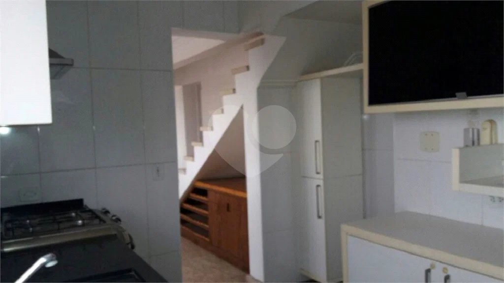 Cobertura duplex à venda na Mooca de 277m² com 3 dormitórios, 1 suíte e 3 vagas.