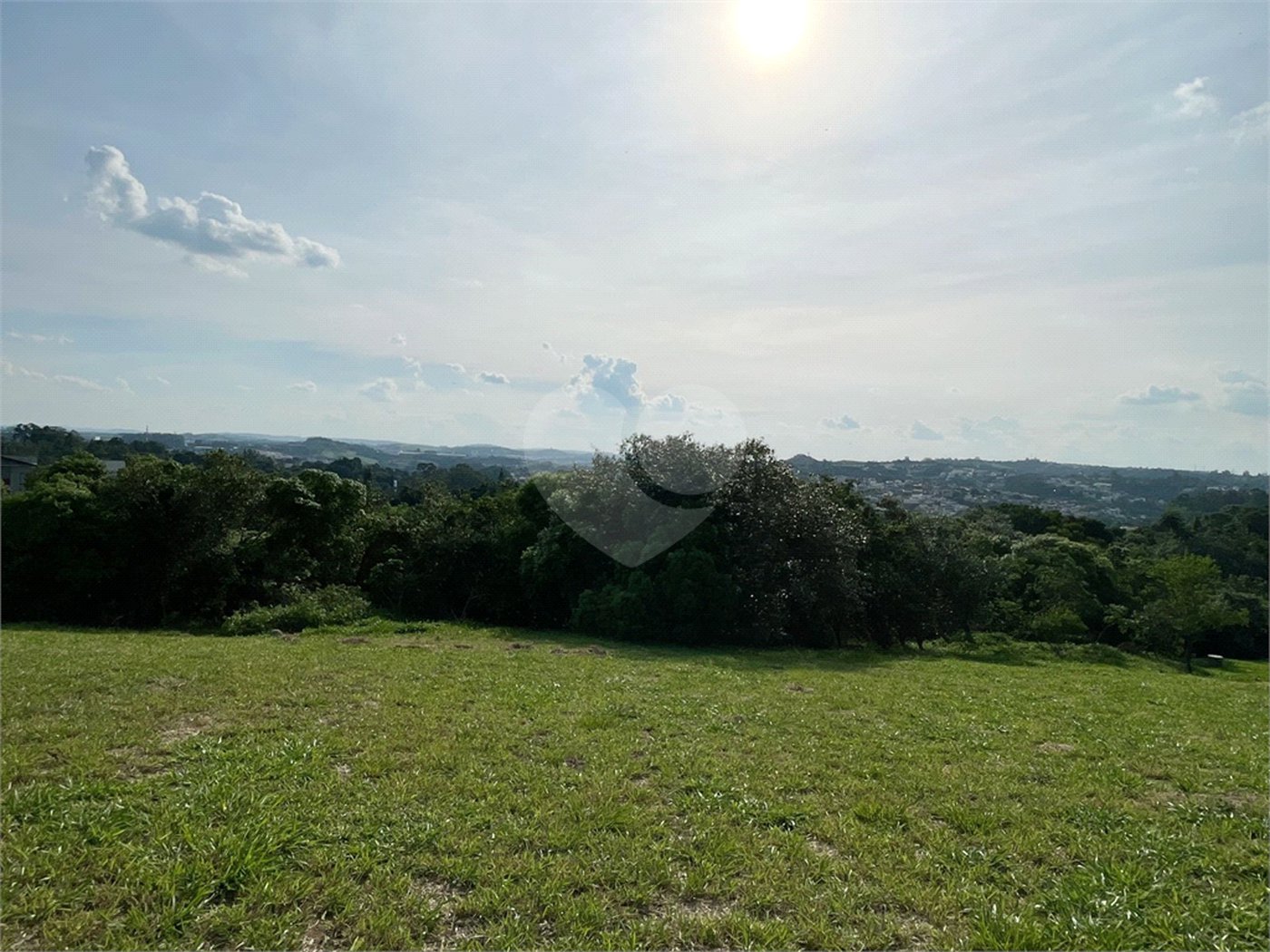 Terreno a venda no condomínio Reserva Santa Isabel Louveira