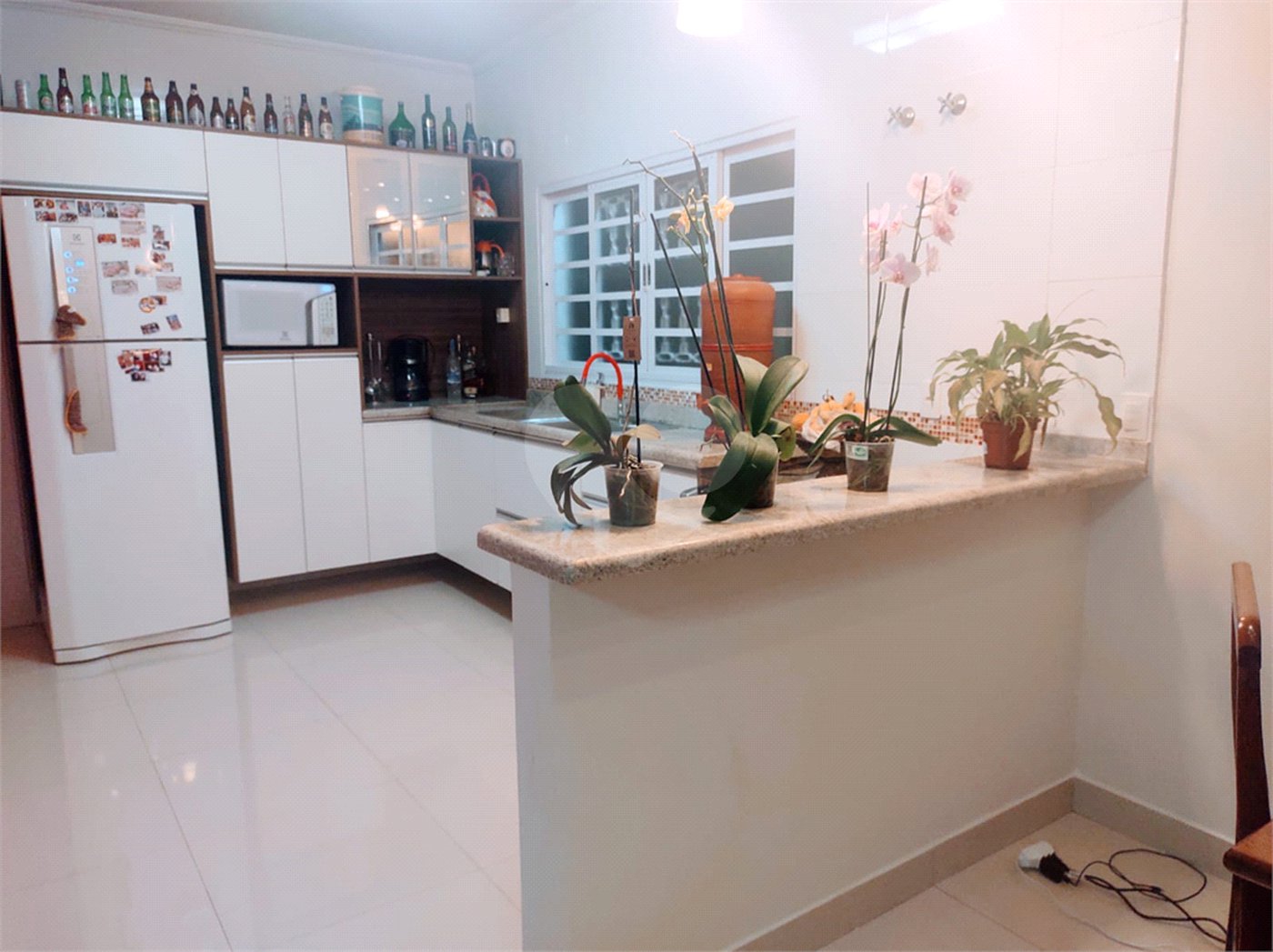 Casa térrea com 2 dormitórios.