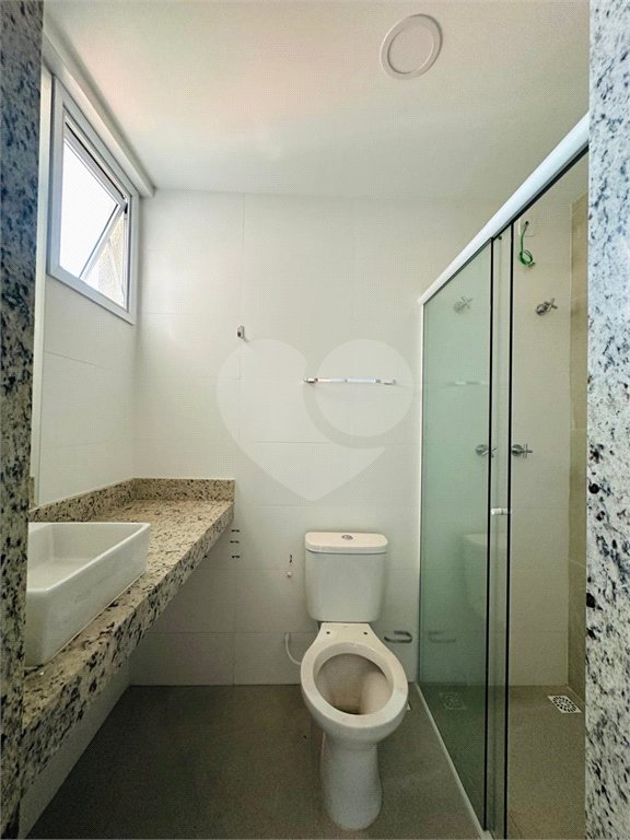 Apartamento com 2 dormitórios, sendo 1 suíte