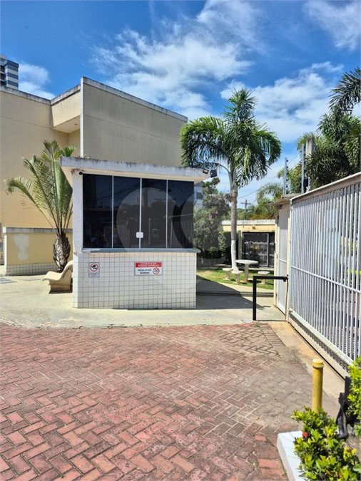 Casa em condomínio à venda em Valinhos no Residencial Santa Elisa com possibilidade de permuta por apartamento