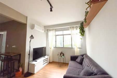 Apartamento de 80m² a venda e locação em Moema - 02 dorm, 02 Banheiros 01 Vaga