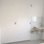 Apartamento no condomínio Monte Berlim