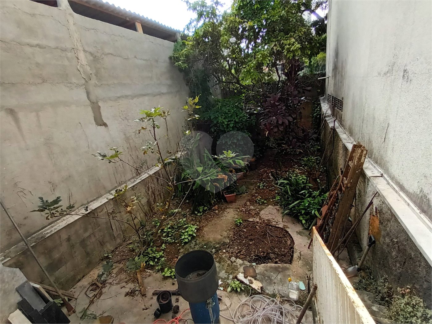Casa térrea com duas edículas para venda - Saúde, SP.