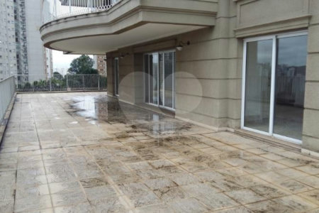 Apartamento à venda com 4 suítes em Panamby, São Paulo, SP