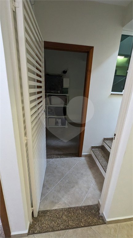 Sobrado Novo à Venda em Mirandópolis | 332 m² | 4 Dormitórios Suítes | 6 Vagas de Garagem