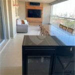 Apartamento à venda Mooca, 149m², andar alto, 3 suítes, 2 vagas, varanda gourmet, porteira fechada
