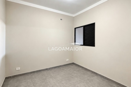 Casa à venda com 2 quartos, sendo 1 suíte, no condomínio Alto do Capivari, Três Lagoas - MS