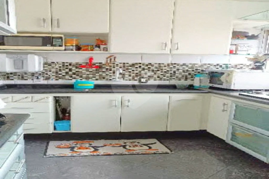 Apartamento à venda com 2 quartos, sendo 1 suíte,  em Jardim Itacolomi, São Paulo, SP