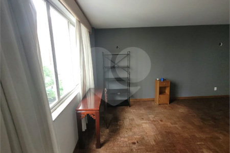 Excelente apartamento à venda no Paraíso, 3 quartos (1 suíte), localização privilegiada