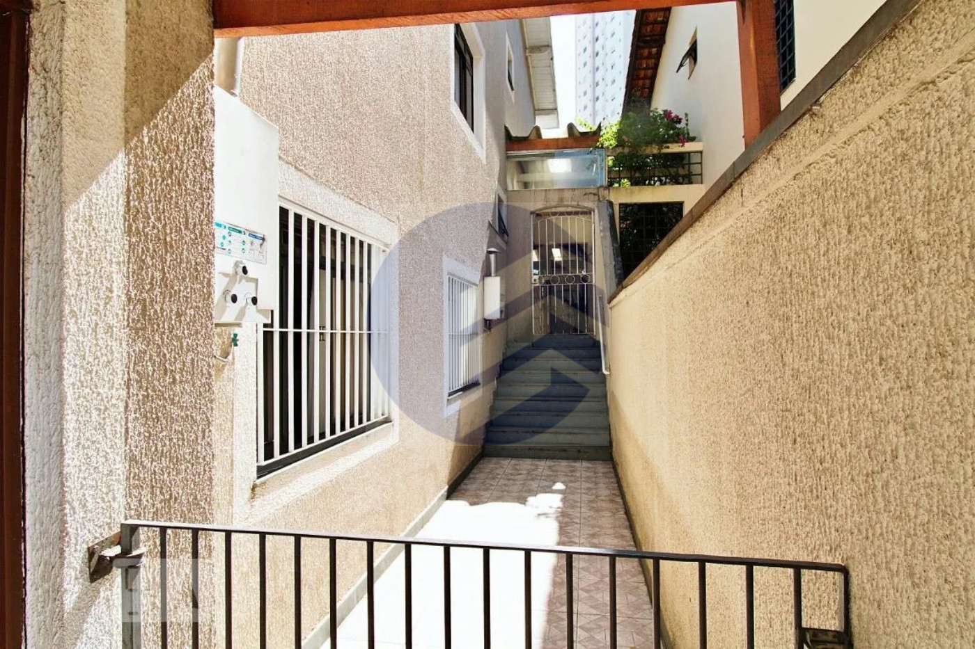 Casa para alugar com 3 quartos, sendo 1 suíte, em Jardim Monte Kemel, São Paulo - SP