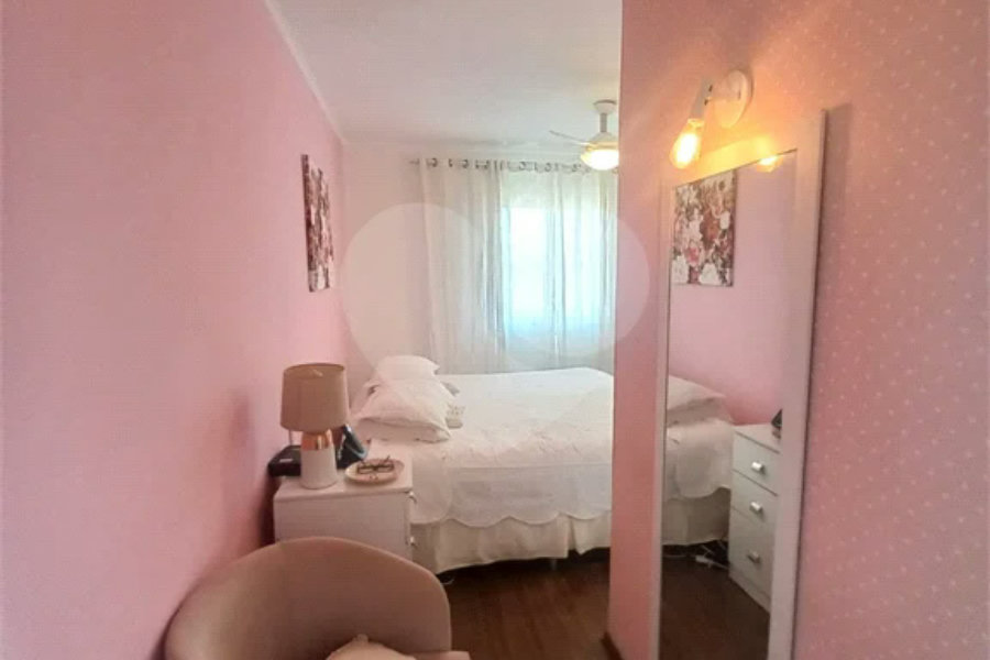Sobrado com 2 Suítes na Região da Vila Santa Catarina!!!