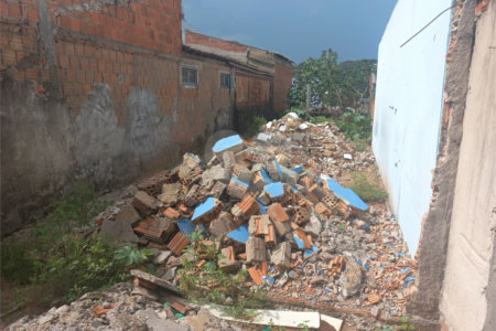 Terreno com 125,00 m² .