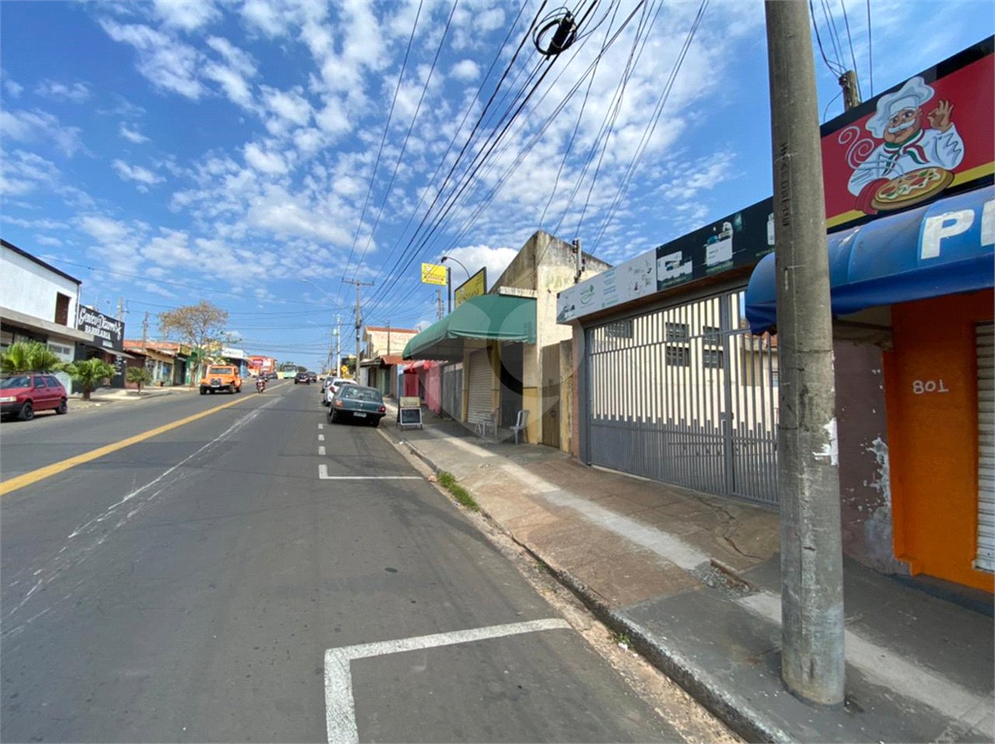 Salão Comercial no Jardim Cruzeiro do Sul.