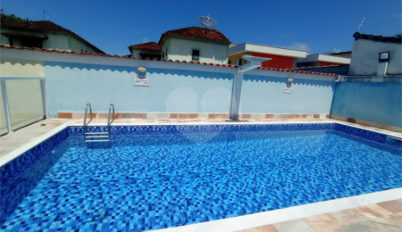 Casa à venda com 2 quartos no Centro, Bertioga, SP