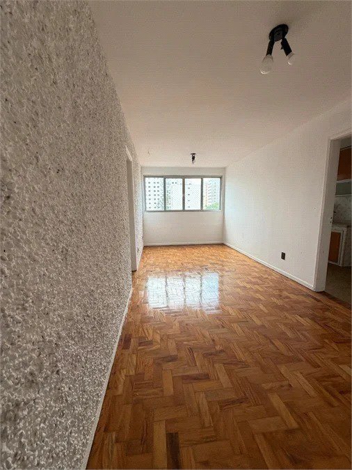 Apartamento à venda com 2 quartos em Vila Madalena, São Paulo, SP