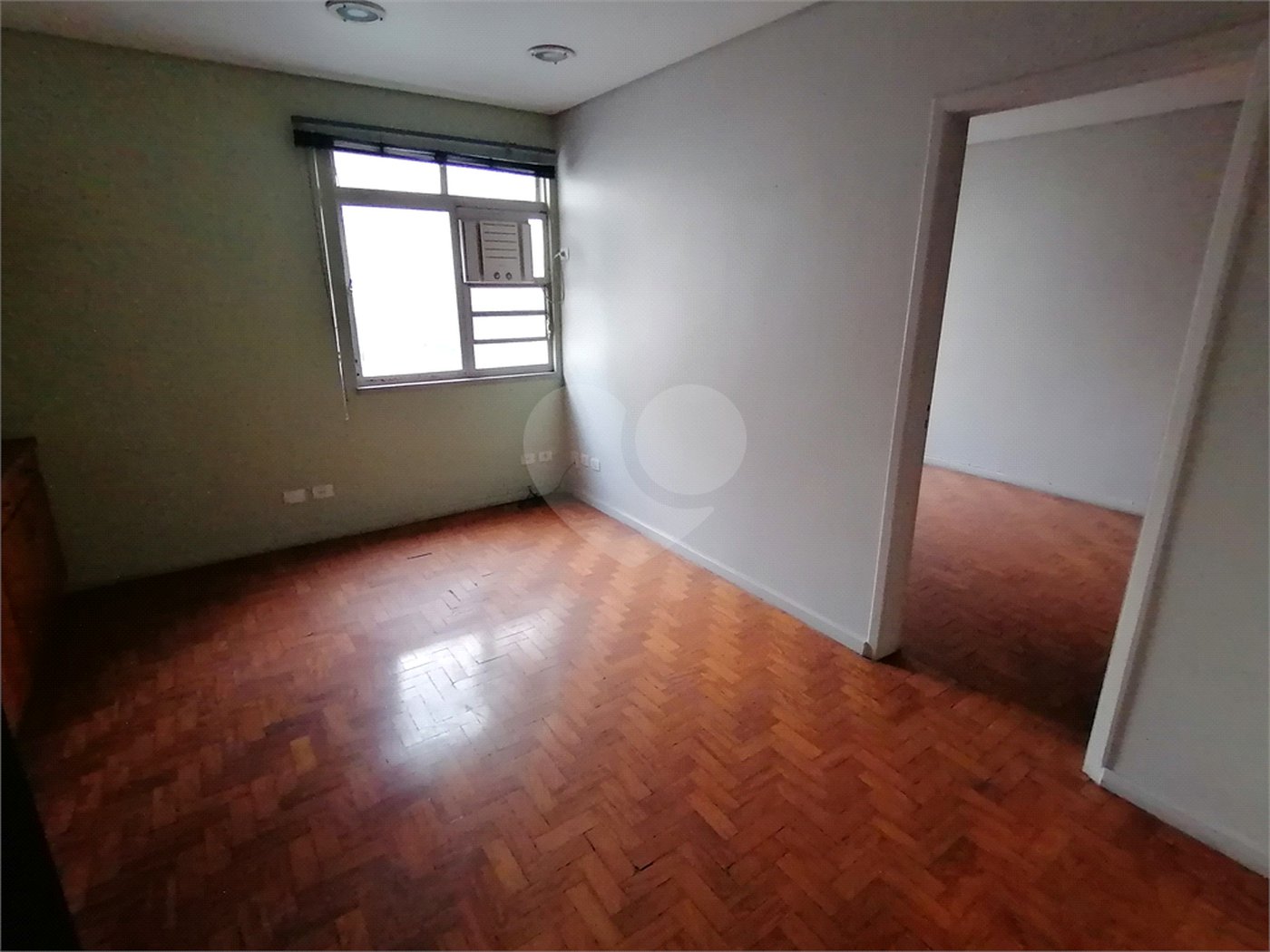 Sala comercial para venda ou locação na Bela Vista