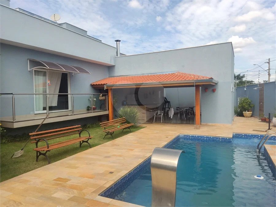 Casa à Venda | Campos do Conde | Piracicaba/SP - SOBRADO DE ESQUINA | 3 QUARTOS | 2 SUÍTES | PISCINA