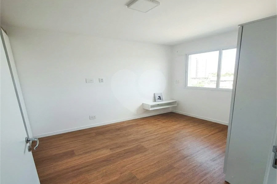 Apartamento à venda com 3 quartos em Vila Nova Parada, São Paulo, SP