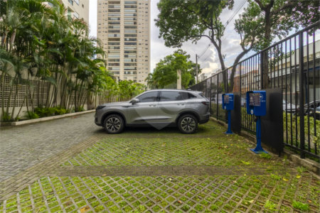 Apartamento para venda no Alto da Moóca, com 178 m², 3 suítes, 3 vagas.
