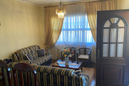 Vende-se excelente casa térrea próximo ao Estadio do Zuzão