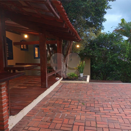 Casa à Venda no Residencial Samambaia – 200 m² de Área Construída