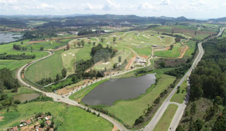 Terreno à venda no condomínio Serras Altas Golf Estate, Poços de Caldas - MG