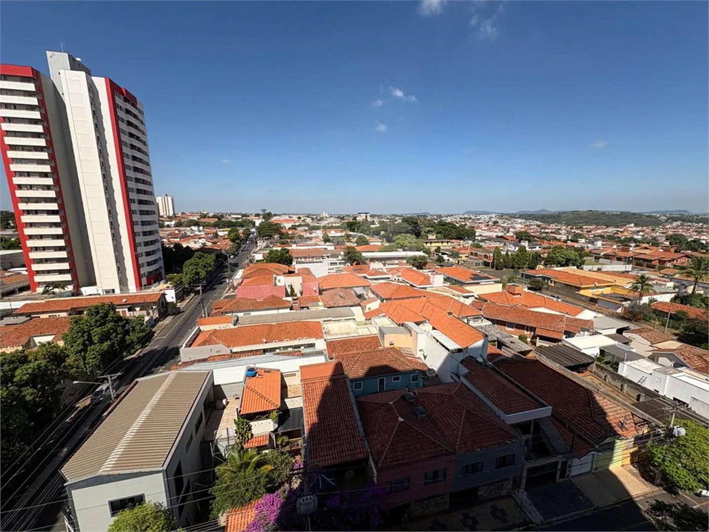 Apartamento disponível no Edifício Palladium no Centro de Piracicaba - SP.
