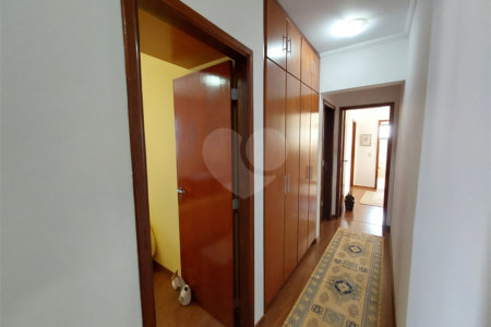 Apartamento com 3 suítes no centro de São Carlos