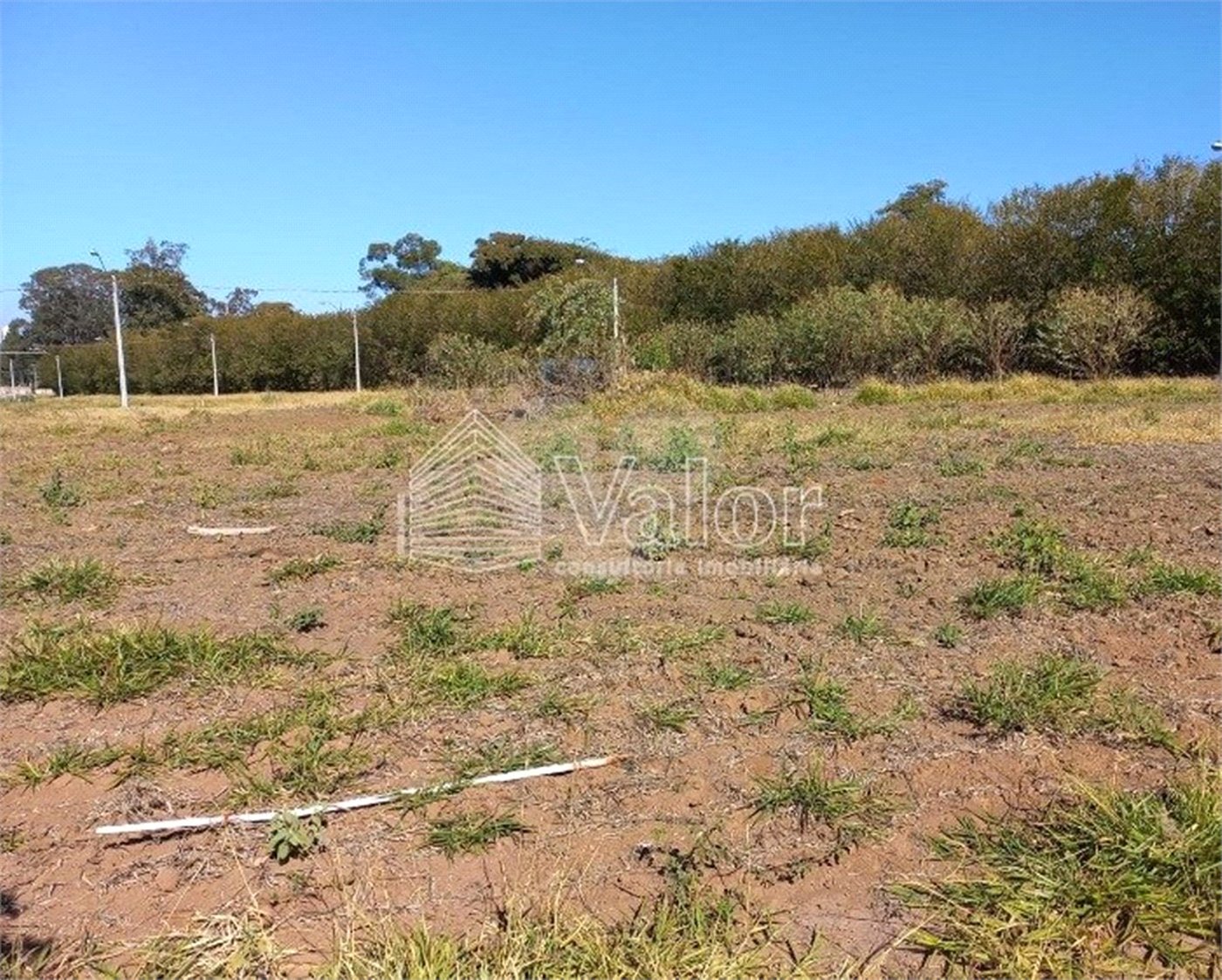 Terreno com 286,00 m² de área total.