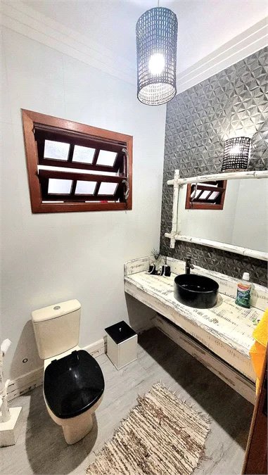 Sobrado à venda com 3 quartos, sendo 1 suíte,  em Chácara Recanto Verde, Cotia, SP