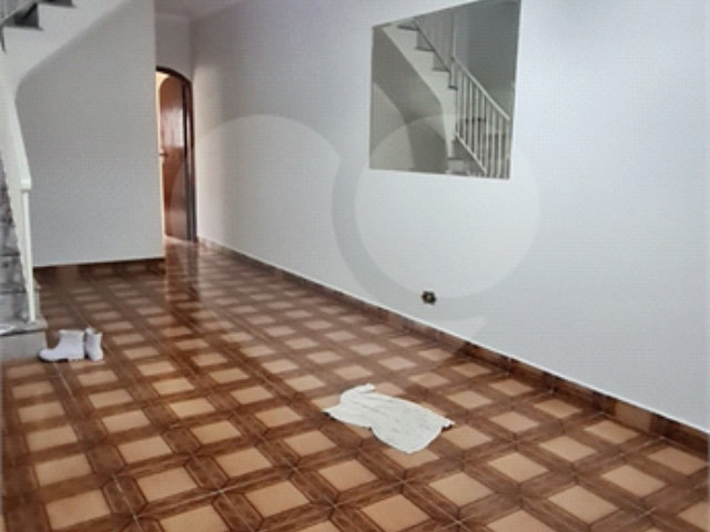 Sobrado à venda com 3 quartos, sendo 1 suíte,  em Vila Formosa, São Paulo, SP