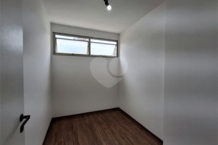 Apartamento a venda na Vila Clementino com dois dormitórios