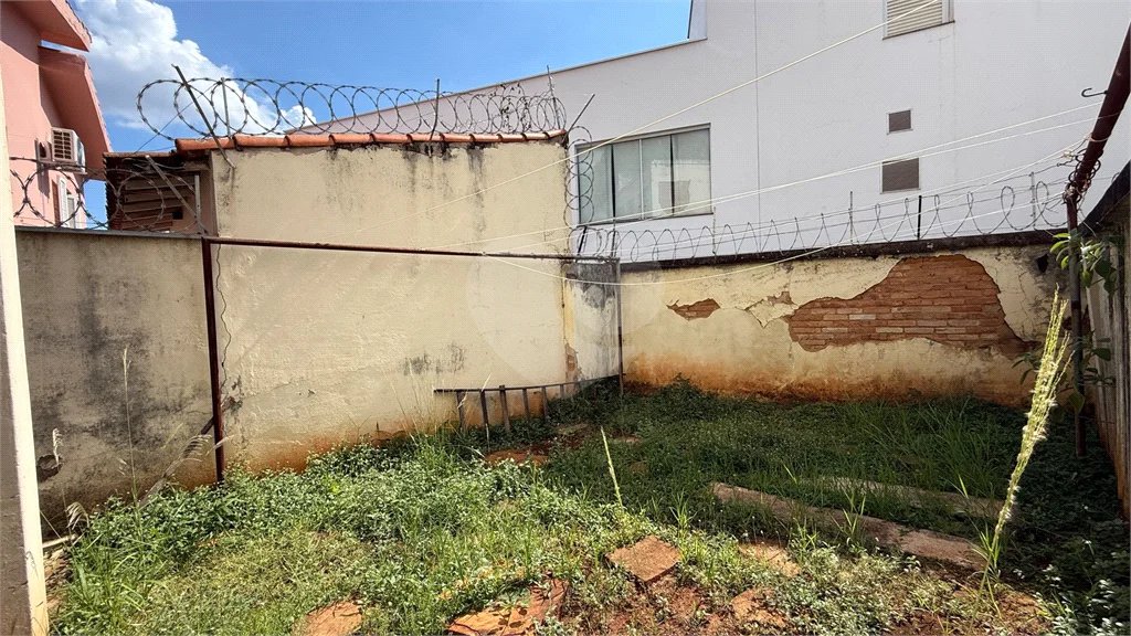 Casa Comercial e Residencial à venda no Bairro Cidade Jardim em Piracicaba/SP.