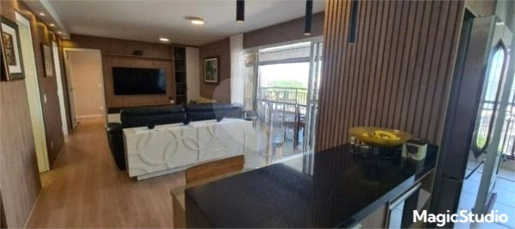 Apartamento com 105m² , 2 dormitórios , sendo 2 suítes , 2 vagas , à venda no Brás.