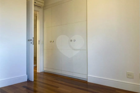 Apartamento para alugar com 4 suítes em Chácara Santo Antônio, São Paulo, SP