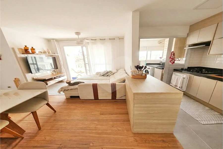 Apartamento à venda com 3 quartos em Vila Nova Parada, São Paulo, SP