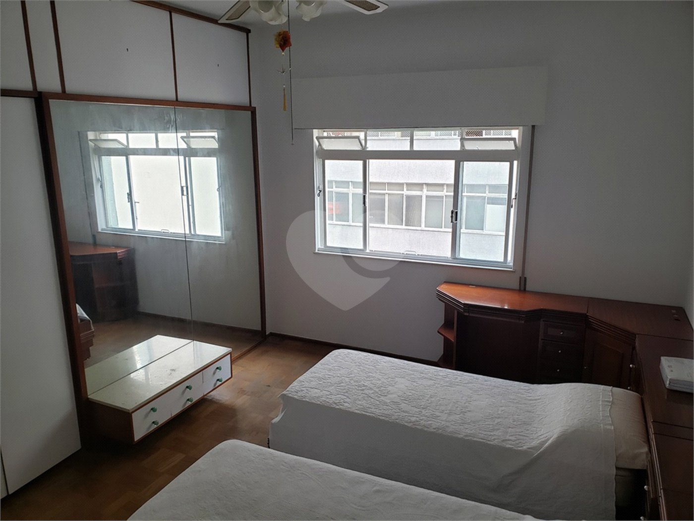 Apartamento para venda ou locação, 4 quartos (1 suíte), na Bela Vista, R Cincinato Braga