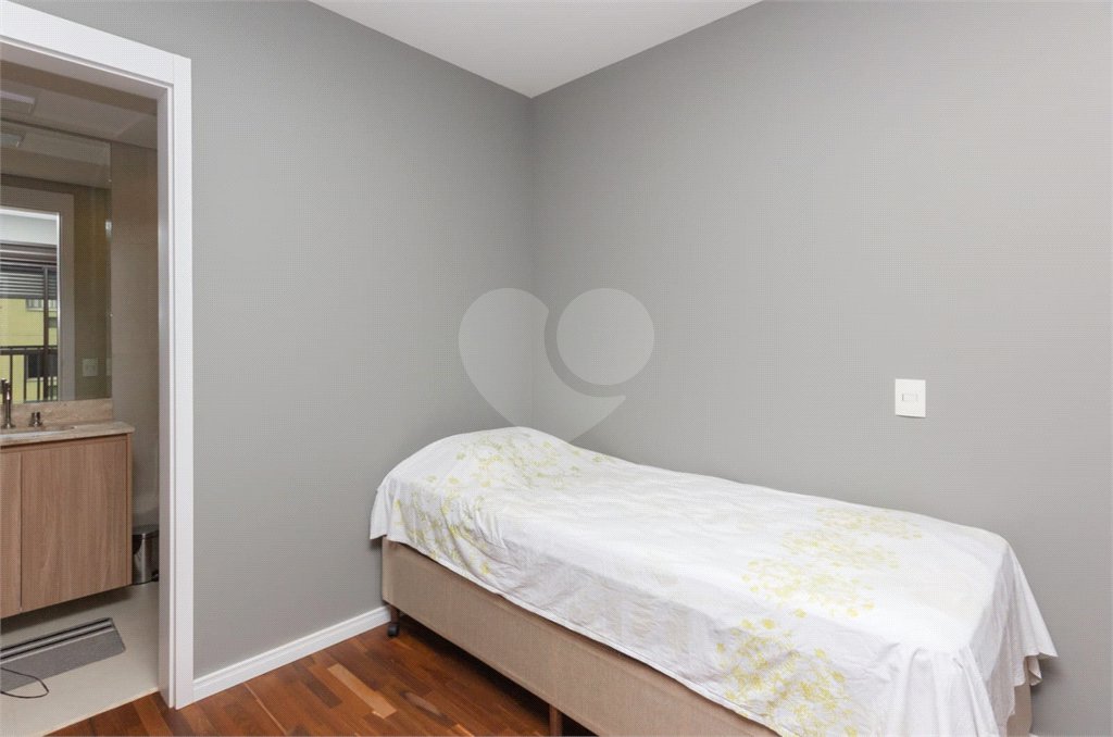 Apartamento à Venda na Vila Mariana com 163m², 3 Suítes e Varanda Gourmet