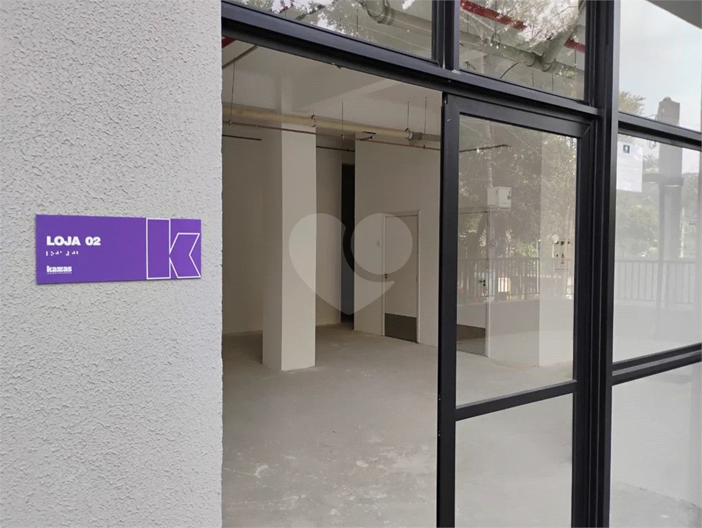 Aluga-se Loja Comercial Nova de 90 m² no Jabaquara