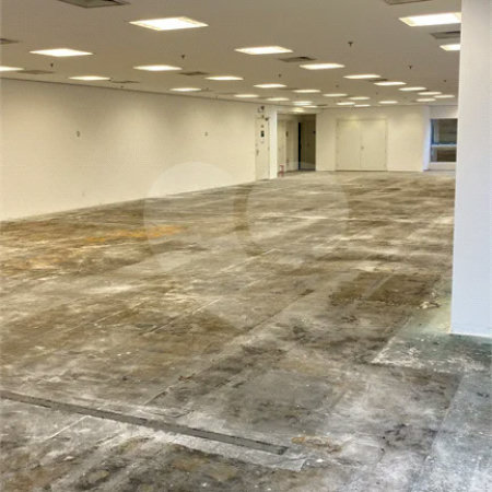 Sala comercial a 4 minutos estação Berrini