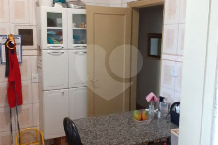 Oportunidade para quem quer morar no próximo do Centro - Apto 60 mts