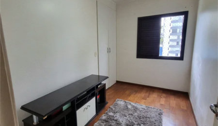 Apartamento à venda com 3 quartos, sendo 1 suíte,  em Jardim Londrina, São Paulo, SP