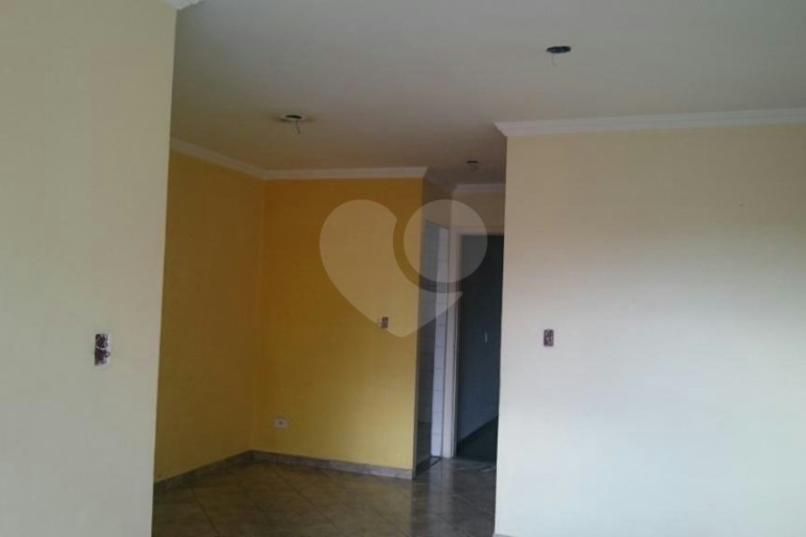 Apartamento de 70m2 no Mandqui de 3 dormitórios, sala com sacada e 2 vagas garagem