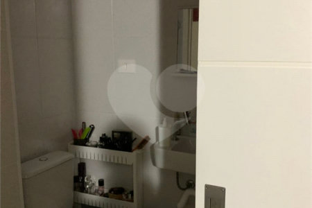 Apto c/ 85m2 - 2 Dormts/1 Suíte/1 Vaga